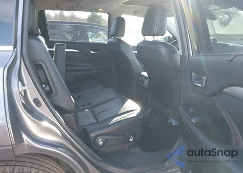 2018 Toyota Highlander Xle from USA, damaged, VIN 5TDJZRFH1JS902988